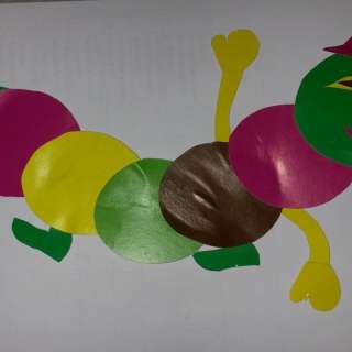 Поделка «Гусеница»